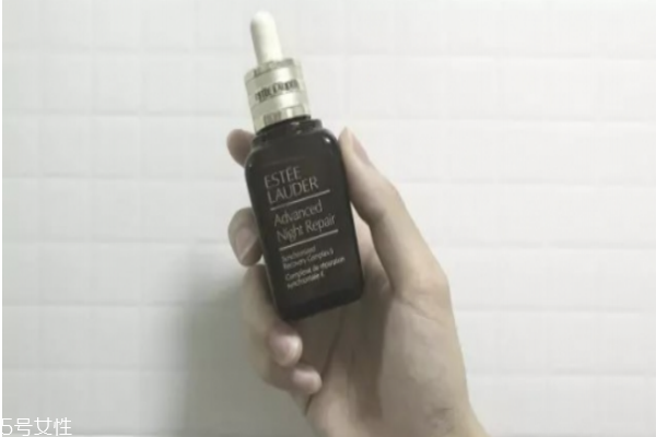 油痘皮適合的護膚品 油痘肌秋冬護膚品推薦 油痘皮適合的護膚品 油痘肌秋冬護膚品推薦