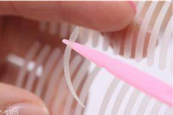 單眼皮自然變雙眼皮的化妝技巧 簡單5步變外雙大眼妹 單眼皮自然變雙眼皮的化妝技巧 簡單5步變外雙大眼妹