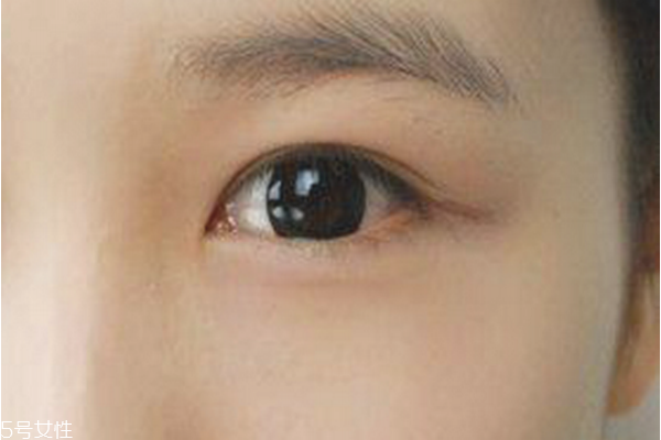 單眼皮自然變雙眼皮的化妝技巧 簡單5步變外雙大眼妹 單眼皮自然變雙眼皮的化妝技巧 簡單5步變外雙大眼妹