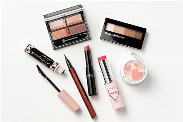 女生畫(huà)什么妝好看 7種最好看的妝容教程 女生畫(huà)什么妝好看 7種最好看的妝容教程