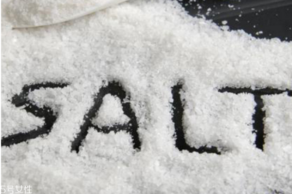 鹽的美容功效與作用 美麗小貼士 鹽的美容功效與作用 美麗小貼士