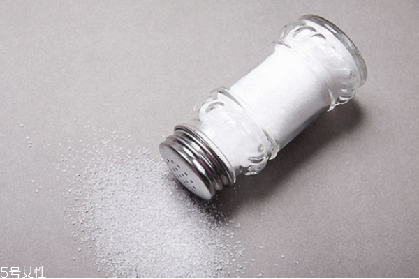 鹽的美容功效與作用 美麗小貼士 鹽的美容功效與作用 美麗小貼士