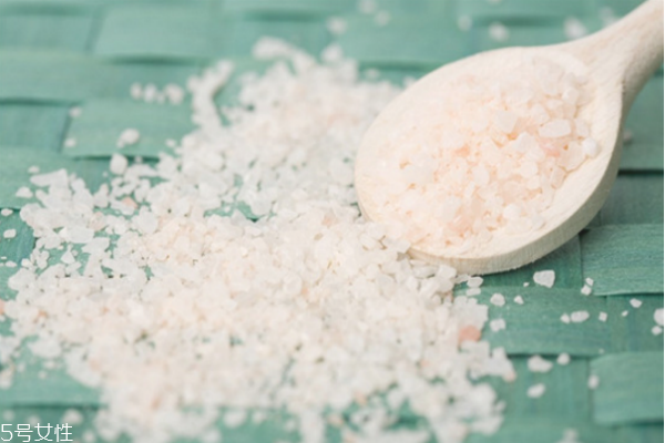 早上洗澡還是晚上洗澡好 洗澡注意事項(xiàng) 早上洗澡還是晚上洗澡好 洗澡注意事項(xiàng)