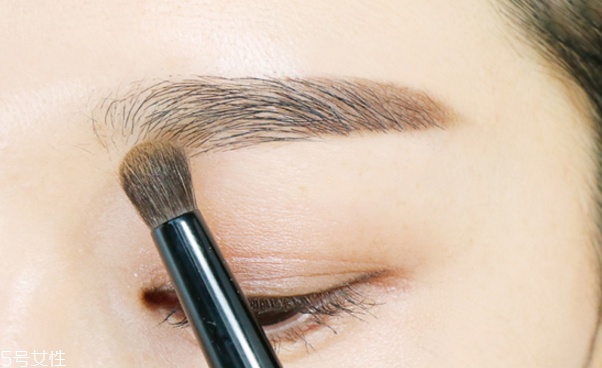 秋天畫什么眉毛好看 眉毛畫法教程 秋天畫什么眉毛好看 眉毛畫法教程