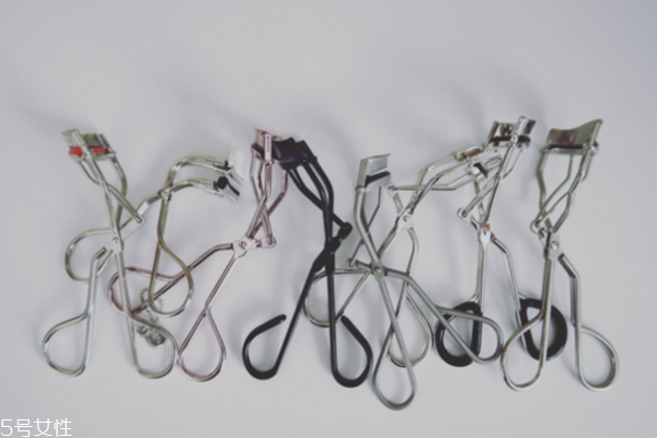 什么牌子的睫毛夾好 好用的睫毛夾排行榜 什么牌子的睫毛夾好 好用的睫毛夾排行榜