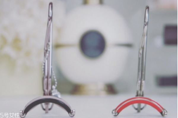 什么牌子的睫毛夾好 好用的睫毛夾排行榜 什么牌子的睫毛夾好 好用的睫毛夾排行榜