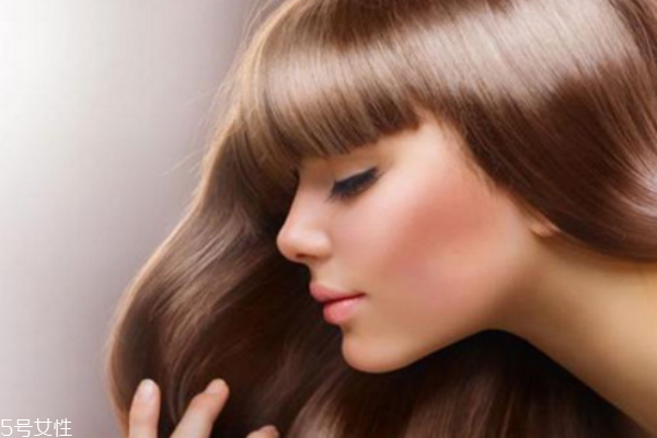 洗頭方式不對，居然有這么大的危害