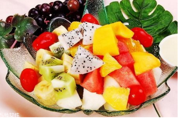 月子里產(chǎn)婦可以吃阿爾卑斯糖嗎 月子里產(chǎn)婦可以吃阿爾卑斯糖嗎