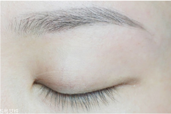 平眉毛怎么畫 畫眉毛技巧步驟圖片 平眉毛怎么畫 畫眉毛技巧步驟圖片