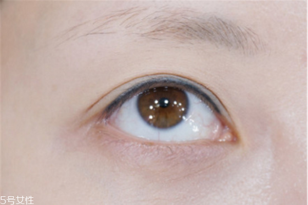 平眉毛怎么畫 畫眉毛技巧步驟圖片 平眉毛怎么畫 畫眉毛技巧步驟圖片