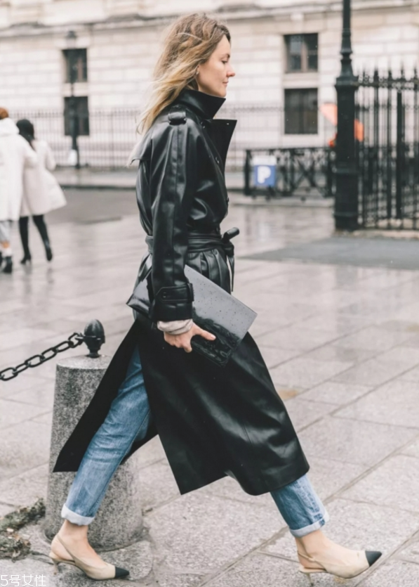 秋冬女生皮衣怎么穿好看 女生皮衣秋冬穿搭 秋冬女生皮衣怎么穿好看 女生皮衣秋冬穿搭