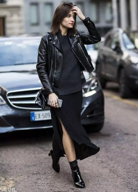秋冬女生皮衣怎么穿好看 女生皮衣秋冬穿搭 秋冬女生皮衣怎么穿好看 女生皮衣秋冬穿搭