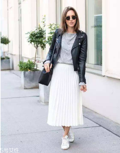 女生機(jī)車皮衣怎么搭配 機(jī)車皮衣搭配女 女生機(jī)車皮衣怎么搭配 機(jī)車皮衣搭配女