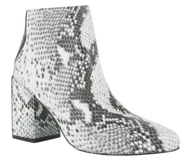 秋冬女生短靴配什么褲子 好看又實(shí)用的短靴推薦 秋冬女生短靴配什么褲子 好看又實(shí)用的短靴推薦