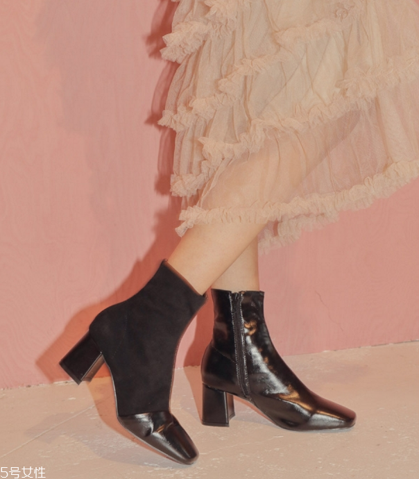 秋冬女生短靴配什么褲子 好看又實(shí)用的短靴推薦 秋冬女生短靴配什么褲子 好看又實(shí)用的短靴推薦