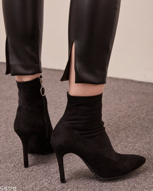 秋冬女生短靴配什么褲子 好看又實(shí)用的短靴推薦 秋冬女生短靴配什么褲子 好看又實(shí)用的短靴推薦