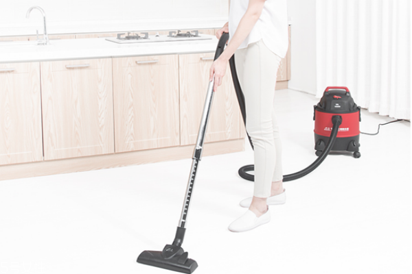 吸塵器臥式好還是立式好 吸塵器的保養(yǎng)方法 吸塵器臥式好還是立式好 吸塵器的保養(yǎng)方法