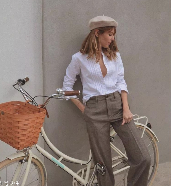 秋冬女生怎么穿衣搭配 秋冬女生穿衣搭配技巧 秋冬女生怎么穿衣搭配 秋冬女生穿衣搭配技巧