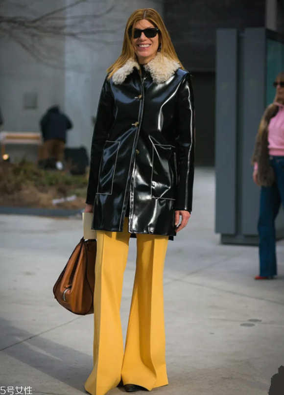 秋冬女生皮衣怎么穿好看 女生皮衣秋冬穿搭 秋冬女生皮衣怎么穿好看 女生皮衣秋冬穿搭