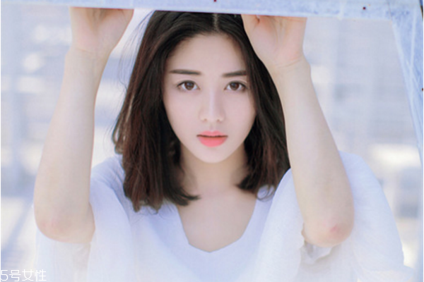 燙染受損發(fā)質(zhì)用什么洗發(fā)水 染燙后一定要買(mǎi)這幾款 燙染受損發(fā)質(zhì)用什么洗發(fā)水 染燙后一定要買(mǎi)這幾款