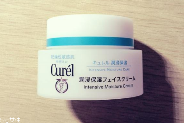 敏感肌膚怎么選護(hù)膚品 這3個(gè)要點(diǎn)是基本原則 敏感肌膚怎么選護(hù)膚品 這3個(gè)要點(diǎn)是基本原則