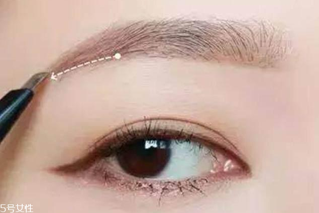 怎樣畫眉毛不會顯得老 眉毛畫錯很顯老 怎樣畫眉毛不會顯得老 眉毛畫錯很顯老