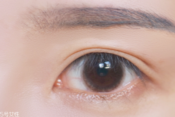 古風(fēng)女子妝容教程圖解 古風(fēng)妝容圖片 古風(fēng)女子妝容教程圖解 古風(fēng)妝容圖片