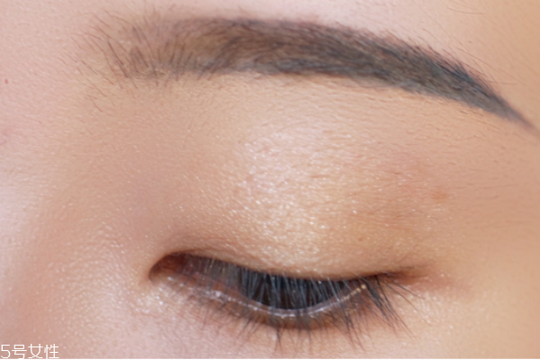 古風(fēng)女子妝容教程圖解 古風(fēng)妝容圖片 古風(fēng)女子妝容教程圖解 古風(fēng)妝容圖片