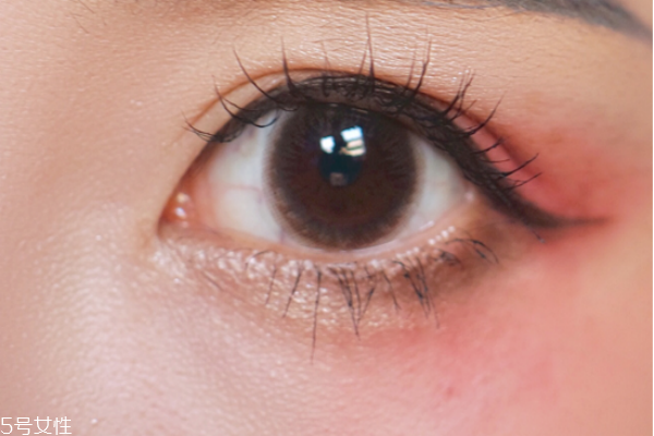 古風(fēng)女子妝容教程圖解 古風(fēng)妝容圖片 古風(fēng)女子妝容教程圖解 古風(fēng)妝容圖片