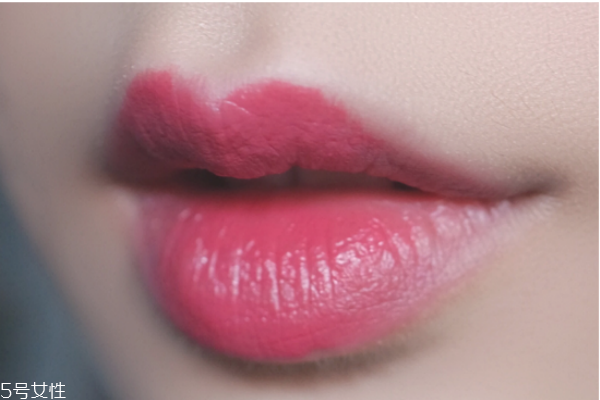 古風(fēng)女子妝容教程圖解 古風(fēng)妝容圖片 古風(fēng)女子妝容教程圖解 古風(fēng)妝容圖片