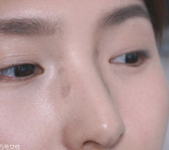 古風(fēng)女子妝容教程圖解 古風(fēng)妝容圖片 古風(fēng)女子妝容教程圖解 古風(fēng)妝容圖片