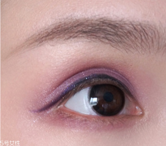 古風(fēng)女子妝容教程圖解 古風(fēng)妝容圖片 古風(fēng)女子妝容教程圖解 古風(fēng)妝容圖片