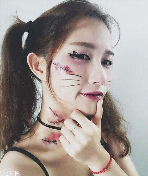 萬(wàn)圣節(jié)妝容有哪些 萬(wàn)圣節(jié)簡(jiǎn)單妝容 萬(wàn)圣節(jié)妝容有哪些 萬(wàn)圣節(jié)簡(jiǎn)單妝容