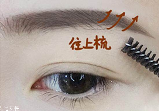 萬(wàn)圣節(jié)妝容有哪些 萬(wàn)圣節(jié)簡(jiǎn)單妝容 萬(wàn)圣節(jié)妝容有哪些 萬(wàn)圣節(jié)簡(jiǎn)單妝容