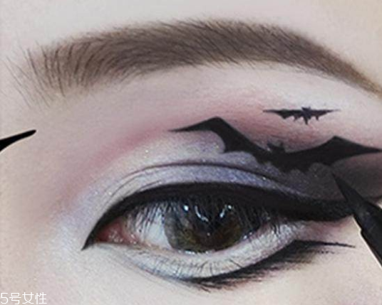 萬(wàn)圣節(jié)妝容有哪些 萬(wàn)圣節(jié)簡(jiǎn)單妝容 萬(wàn)圣節(jié)妝容有哪些 萬(wàn)圣節(jié)簡(jiǎn)單妝容