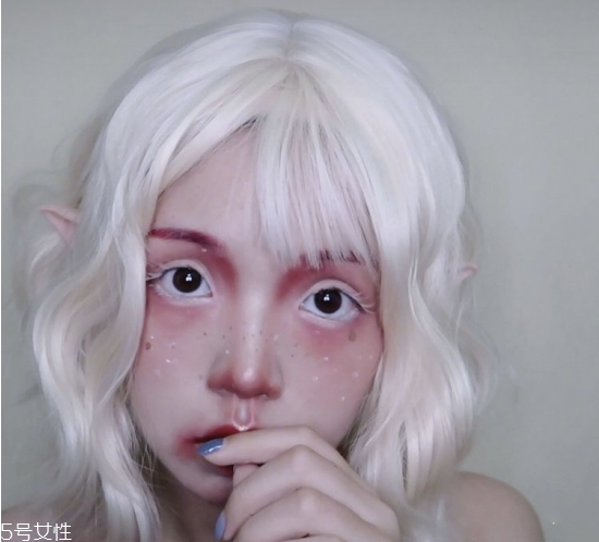 萬(wàn)圣節(jié)妝容有哪些 萬(wàn)圣節(jié)簡(jiǎn)單妝容 萬(wàn)圣節(jié)妝容有哪些 萬(wàn)圣節(jié)簡(jiǎn)單妝容