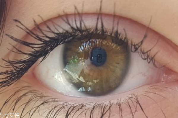 睫毛短怎么辦 實(shí)用睫毛增長化妝技巧 睫毛短怎么辦 實(shí)用睫毛增長化妝技巧