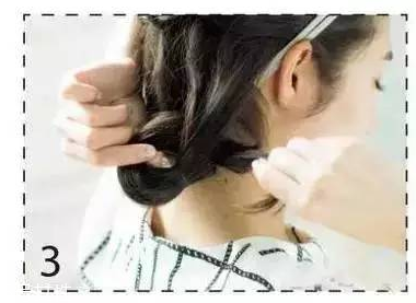 卷發(fā)扎什么發(fā)型好看 長(zhǎng)卷發(fā)扎法教程 卷發(fā)扎什么發(fā)型好看 長(zhǎng)卷發(fā)扎法教程