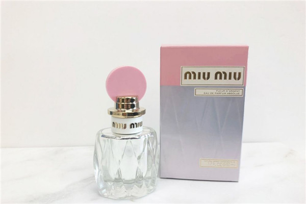 粉紅色瓶子的香水什么牌子好 粉紅色瓶子的香水什么牌子好