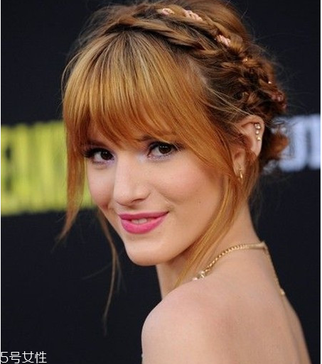 怎么用卷發(fā)棒卷內扣 輕松燙優(yōu)雅波波頭發(fā)型 怎么用卷發(fā)棒卷內扣 輕松燙優(yōu)雅波波頭發(fā)型