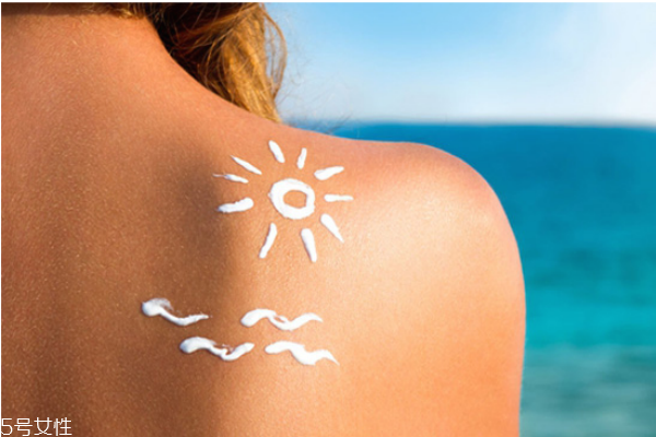 冬天要用隔離嗎 秋冬用隔離霜的好處 冬天要用隔離嗎 秋冬用隔離霜的好處