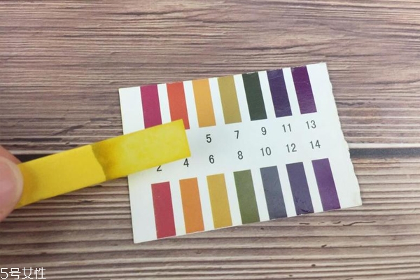 春紀(jì)藍(lán)光水有用嗎 春紀(jì)藍(lán)光水使用方法 春紀(jì)藍(lán)光水有用嗎 春紀(jì)藍(lán)光水使用方法