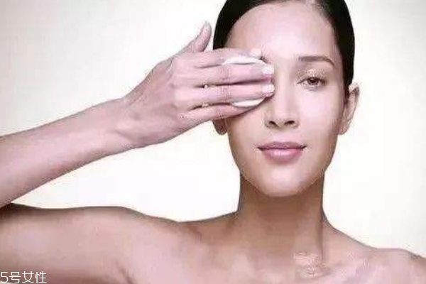 這些習(xí)慣會讓你毀容，你中招了嗎