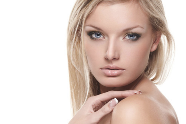 冬天鼻子凍紅了怎么辦 冬天鼻子紅的原因 冬天鼻子凍紅了怎么辦 冬天鼻子紅的原因