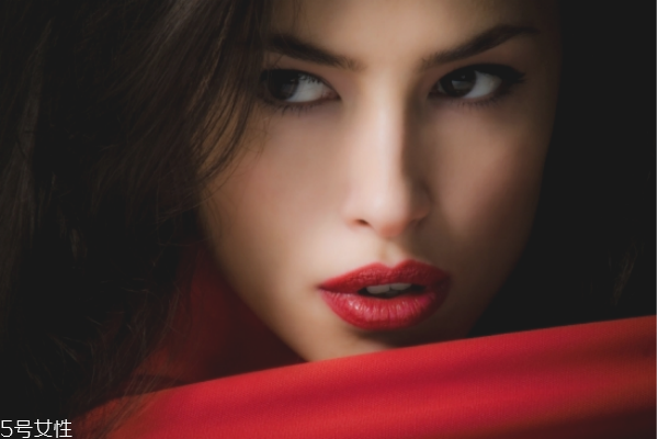 鼻翼兩側(cè)發(fā)紅怎么改善 鼻翼兩側(cè)發(fā)紅怎么調(diào)理 鼻翼兩側(cè)發(fā)紅怎么改善 鼻翼兩側(cè)發(fā)紅怎么調(diào)理