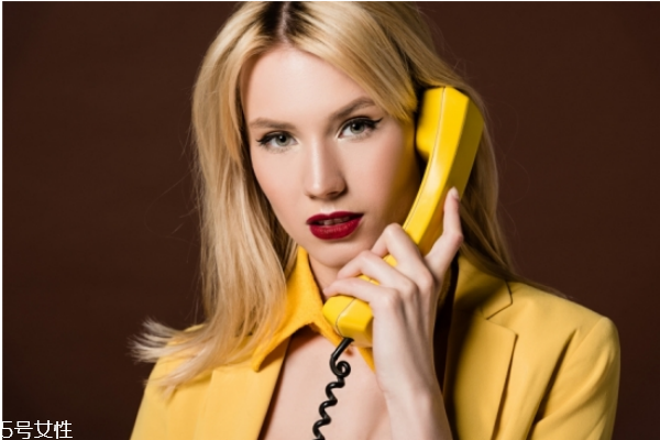 去除魚尾紋眼袋的妙方 眼霜錯誤的涂法 去除魚尾紋眼袋的妙方 眼霜錯誤的涂法