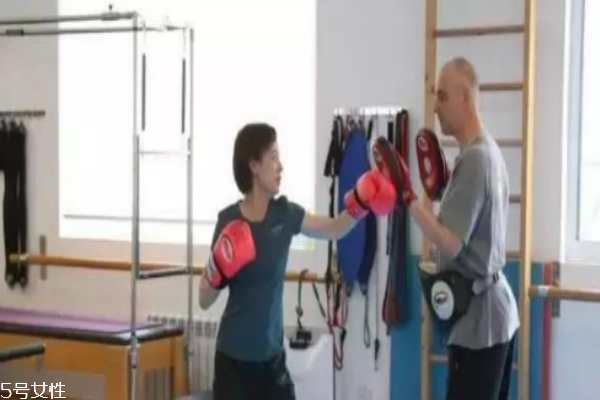拳擊可以減肥嗎 時(shí)下最in的減肥方式 拳擊可以減肥嗎 時(shí)下最in的減肥方式