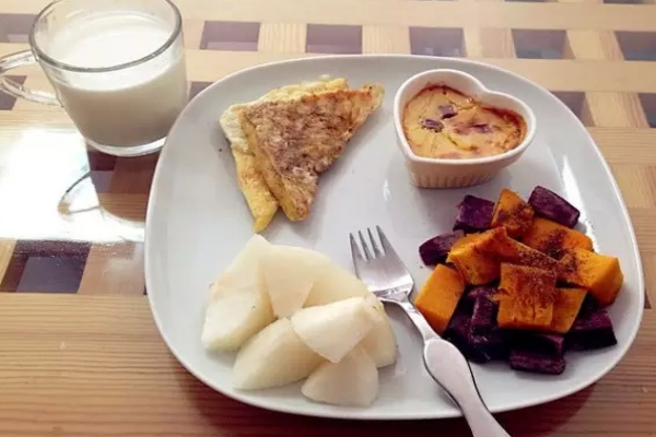 天冷進補來碗紅棗紫米粥暖身健脾胃 天冷進補來碗紅棗紫米粥暖身健脾胃