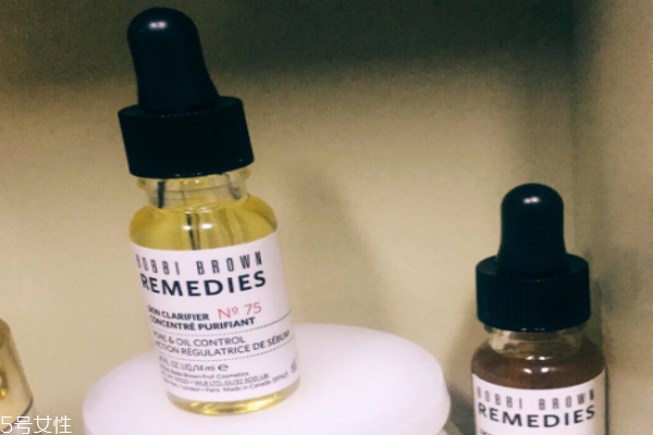 芭比波朗75號(hào)精油用法 讓你不再做大毛孔星人 芭比波朗75號(hào)精油用法 讓你不再做大毛孔星人