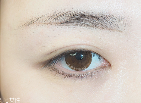 方臉適合什么眉形 挑眉更適合 方臉適合什么眉形 挑眉更適合